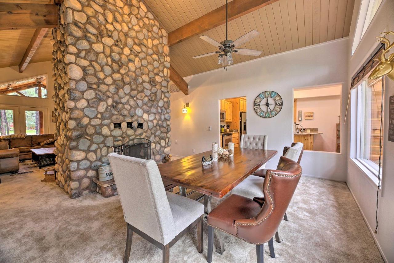 Lush Pinetop Retreat With Large Deck And Wooded Yard! Εξωτερικό φωτογραφία