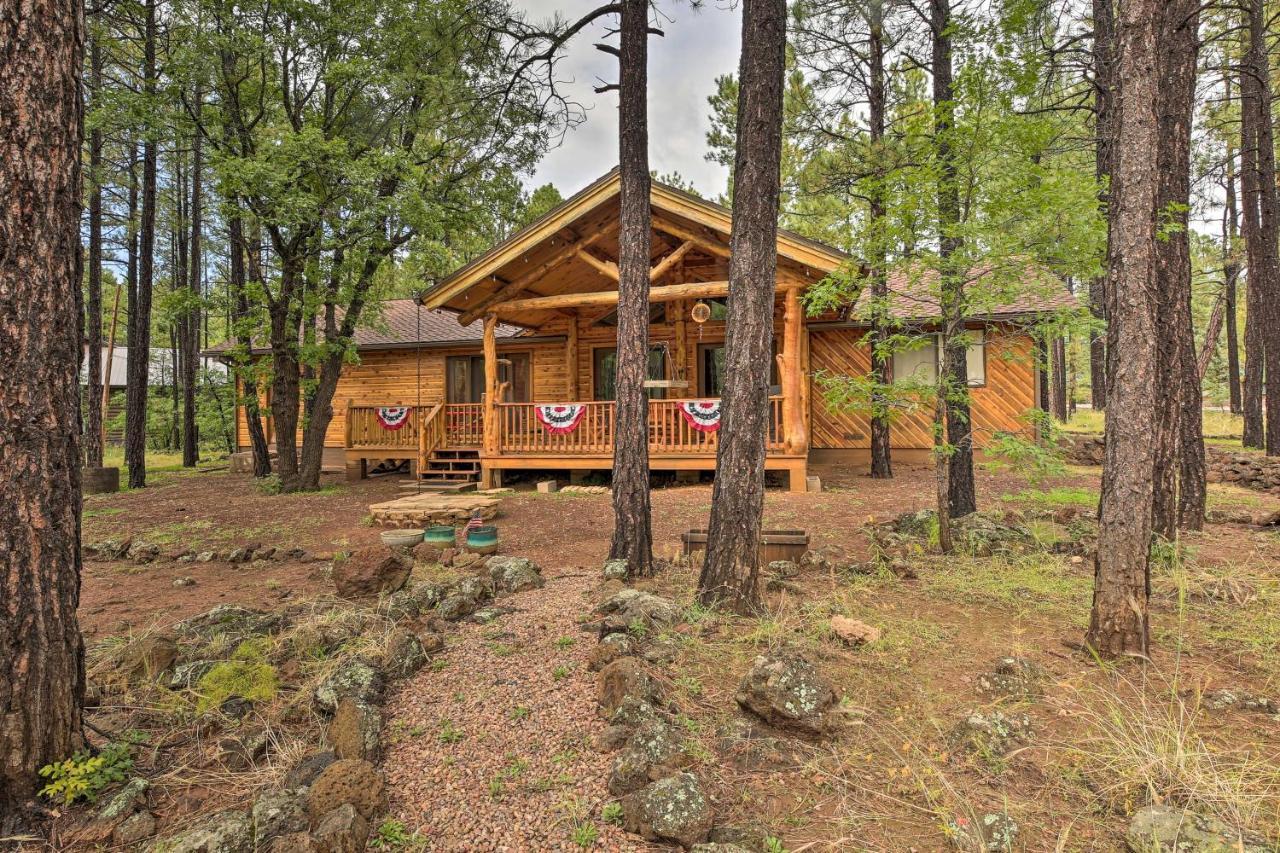 Lush Pinetop Retreat With Large Deck And Wooded Yard! Εξωτερικό φωτογραφία