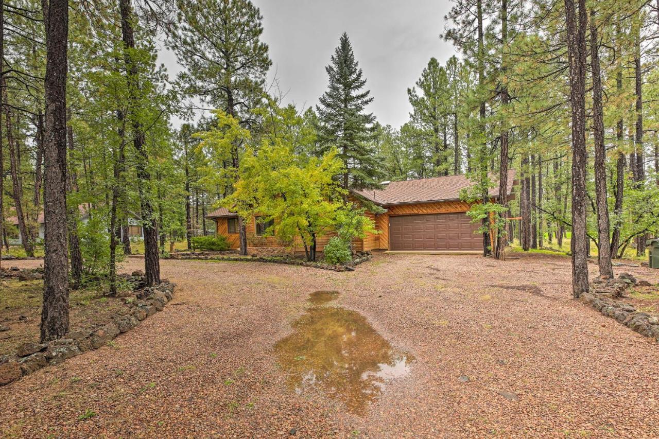 Lush Pinetop Retreat With Large Deck And Wooded Yard! Εξωτερικό φωτογραφία