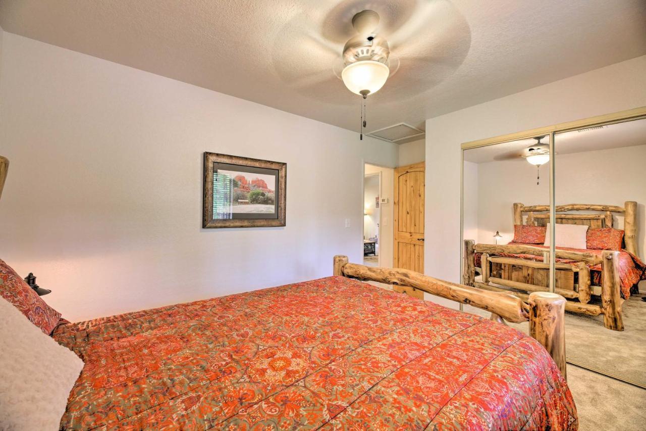 Lush Pinetop Retreat With Large Deck And Wooded Yard! Εξωτερικό φωτογραφία